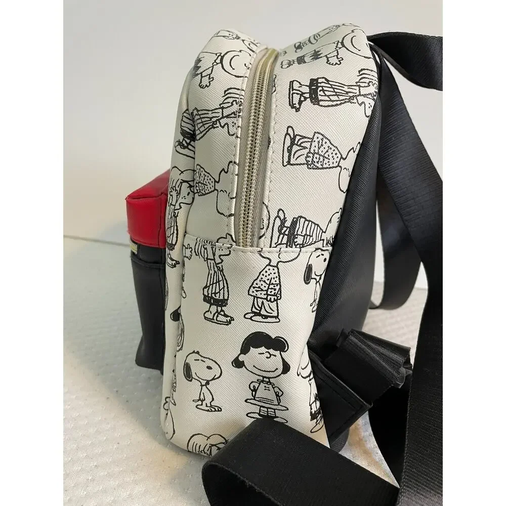 Peanuts Snoopy Bioworld Mini Backpack White Black All Over Print Red Pocket